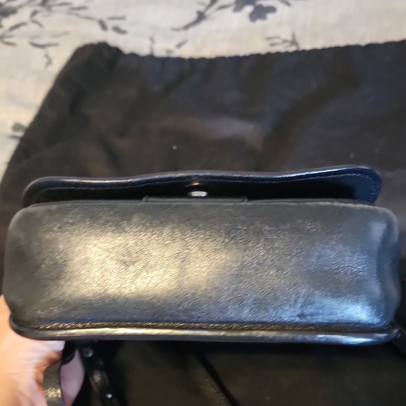 Saint Laurent Black Leather Small Charlotte Toy Crossbody Bag - Picture 5 of 8